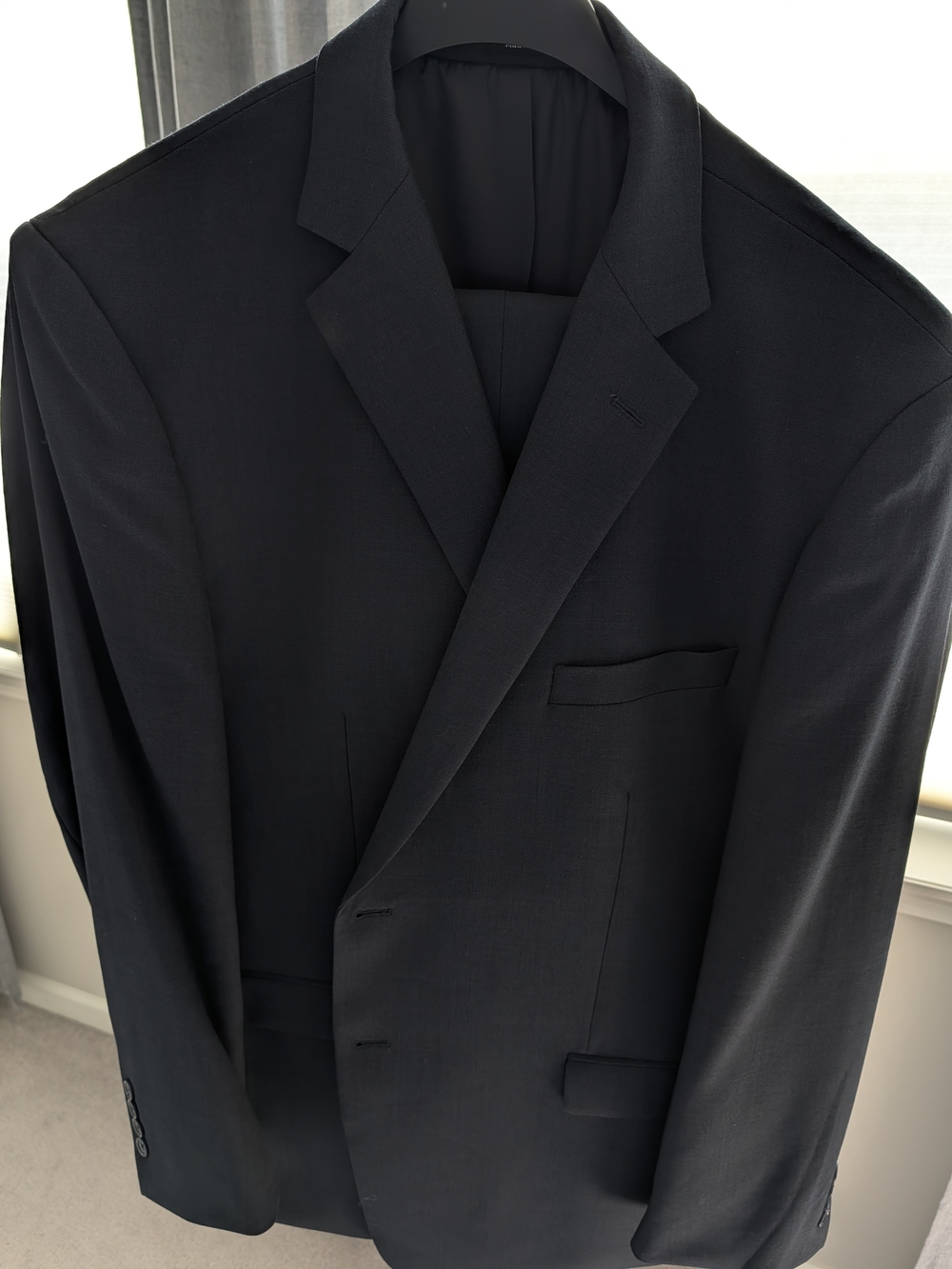 Pronto Uomo Men's Navy Classic Two-Button Suit Jacket